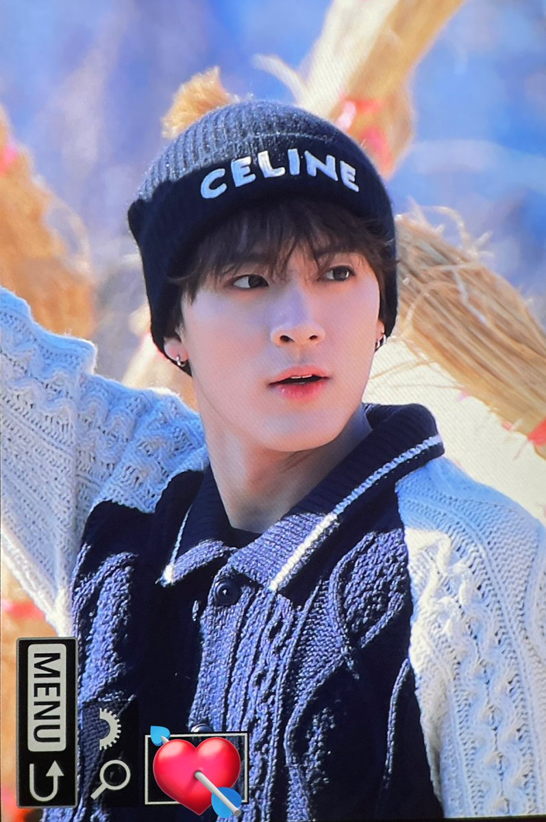 ericb0lt's tweet photo. 240112 뮤뱅 미팬 #에릭 https://t.co/C3HHr5z7dI