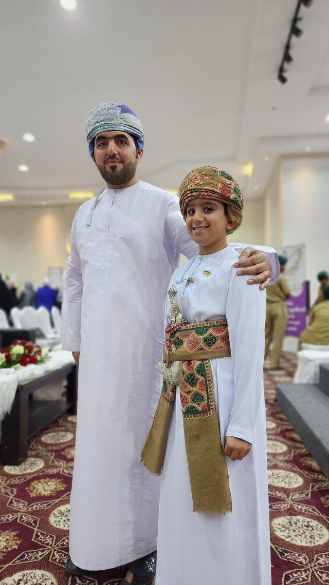 "صباح الخير، لكل يوم جديد حكاية جميلة تنتظر أن تُروى. أتمنى لكم يومًا مليئًا بالابتسامات واللحظات السعيدة."
#فعاليات_تعليمية_شمال_الباطنة 
@AL_Ashraaaf