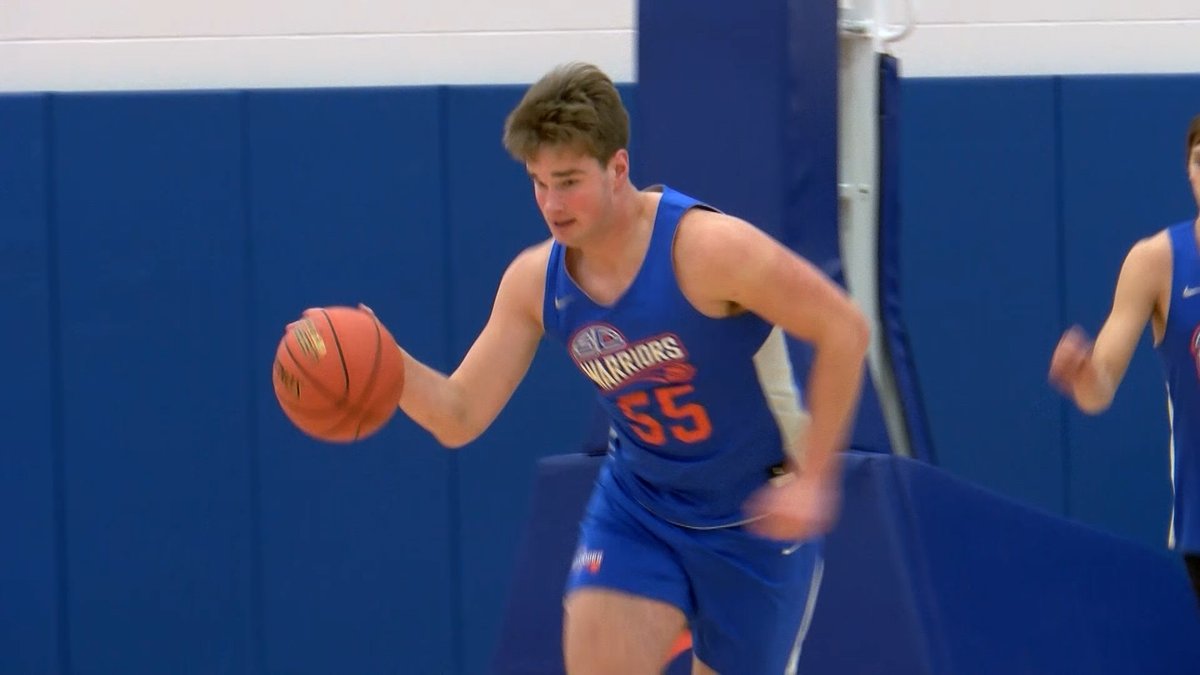 BOYS BASKETBALL PLAYER OF THE WEEK!

<a href="/SCWarriorBball/">SC WARRIOR BASKETBALL</a> senior <a href="/carsonbruhn2024/">Carson Bruhn</a> was named our first boys basketball player of the week of 2024 as his double-double helped push <a href="/SiouxCenterHS/">Sioux Center High School</a> to a 63-36 win over Sibley-Ocheyedan!

WATCH HERE 🏀⬇️
siouxlandproud.com/sports/sportsz…