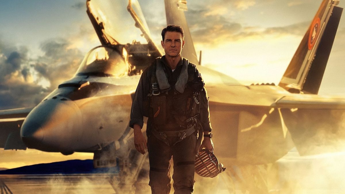 'TOP GUN 3' is currently being written by Ehren Kruger. 

Miles Teller, Tom Cruise, and Glen Powell are expected to return.

Joseph Kosinski is expected to direct again. 

(Via: @PuckNews) #TopGun3