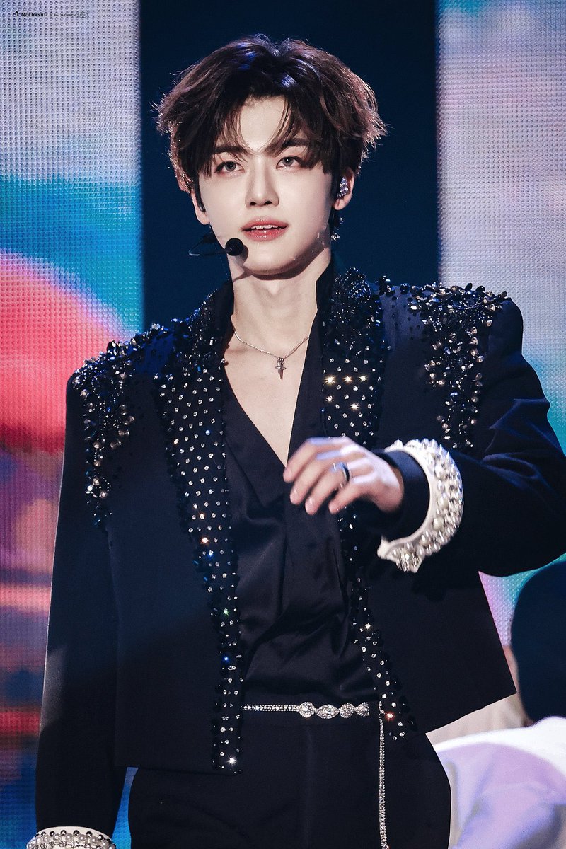 pixeljunnie's tweet photo. 99% of my camera roll lately is ccma jaemin. like that is a FACE!!!!!!!!!!!!!!!! https://t.co/WdlSqdE31F