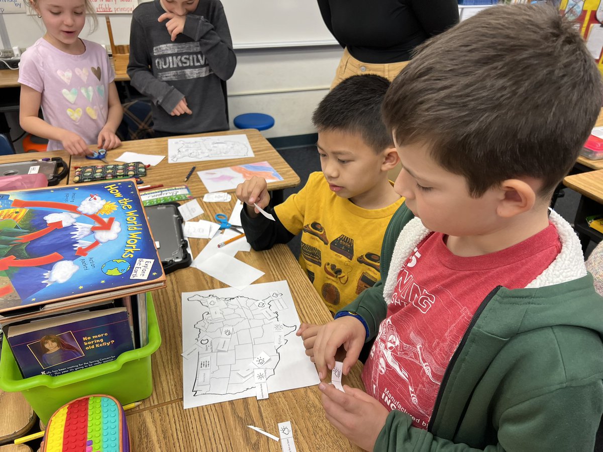 wong_weisel's tweet photo. Today Mrs. Esquivel taught a lesson on comparing our city’s weather to that of another in the US.  B5 Ss loved using the thermometers outside to record the temperature in Fullerton and compared it to the temperature they looked up online for Bismark, ND.  #ghgators #fsdlearns https://t.co/f4hVhsj7tH