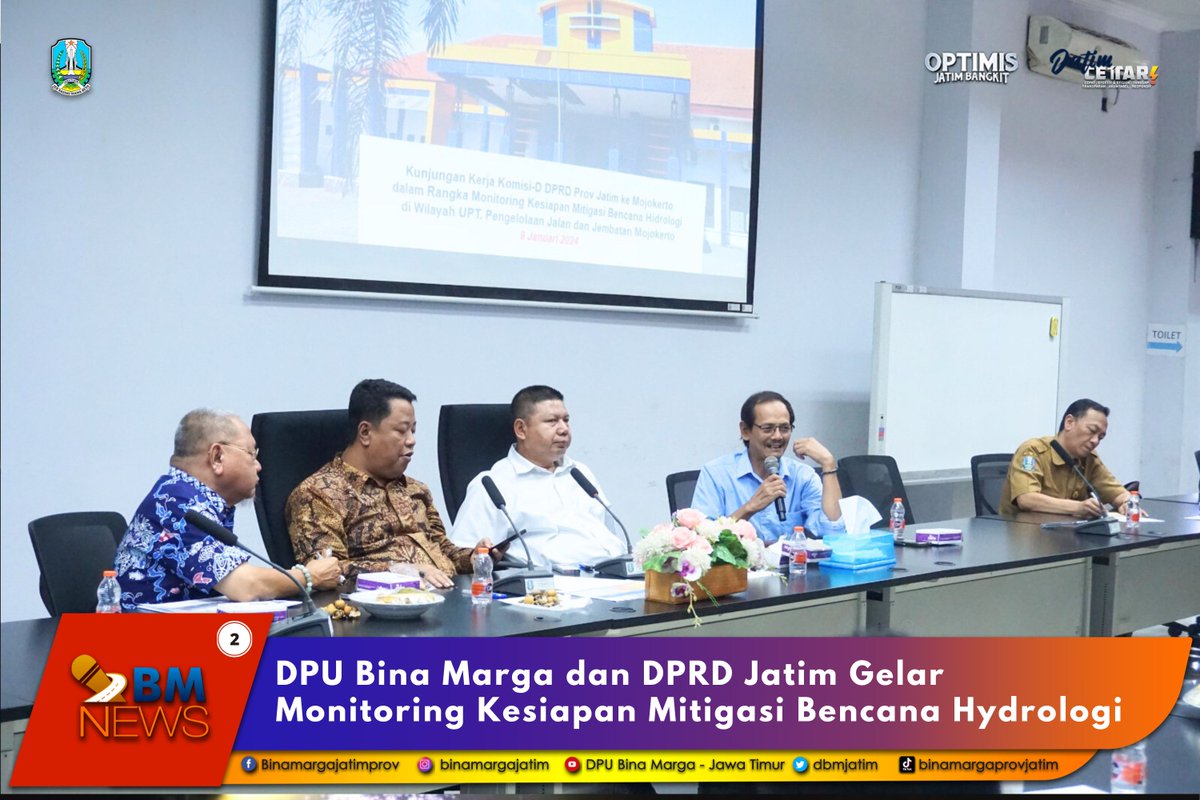 dbmjatim's tweet photo. #sobatbima ,

UPT PJJ Mojokerto Dinas PU @dbmjatim menyambut  kunjungan kerja Komisi D @dprdjatim pada Senin hingga Rabu, tanggal 8 hingga 10 Januari 2024. Kegiatan ini bertujuan untuk melakukan monitoring kesiapan mitigasi bencana hydrologi di wilayah UPT PJJ Mojokerto. https://t.co/b2N2hWdzWK