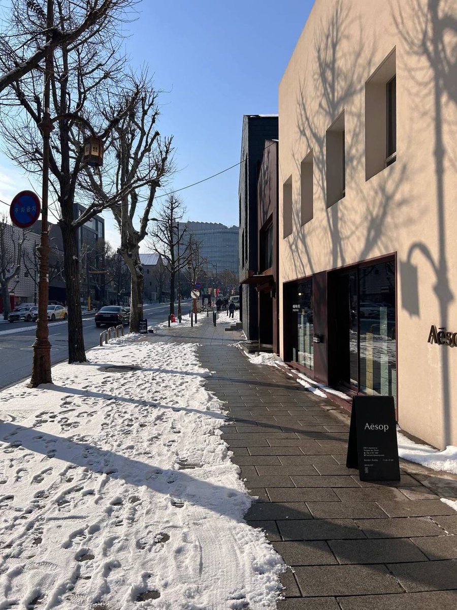 안녕하세요, 우리는 함께 좋은 친구를 가지고 있습니다, 혹시 우리도 좋은 친구가 될 수 있을까요?