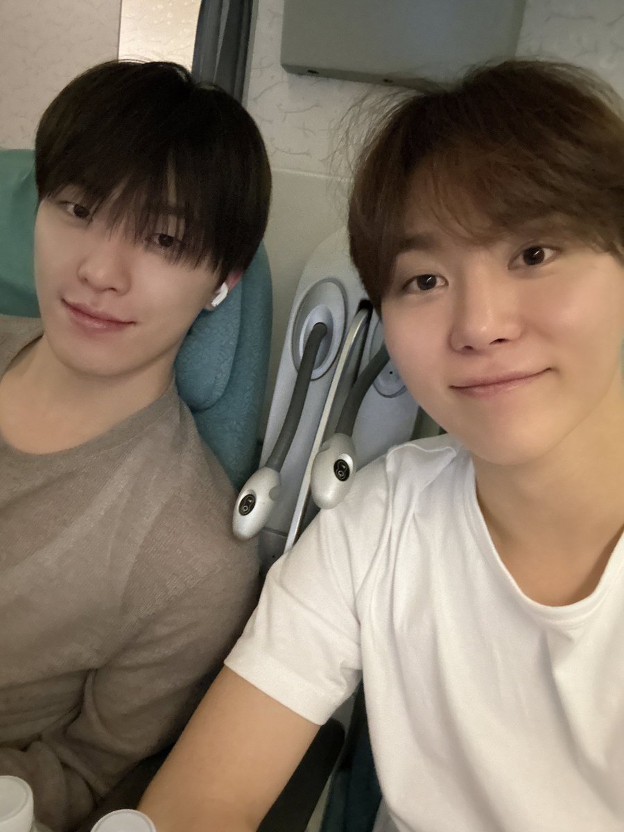 려부ꕤ tweet media