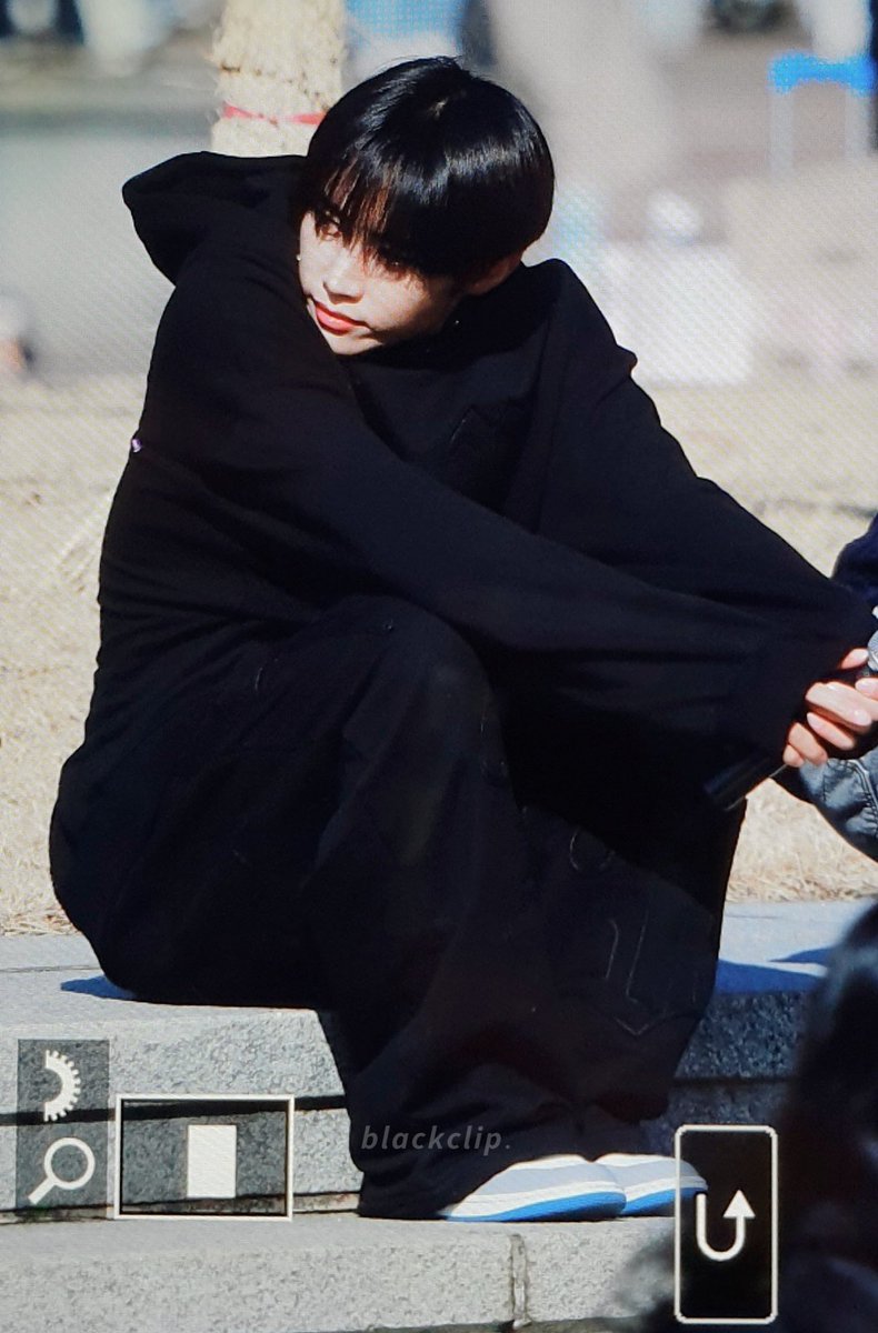 blackclip_sw's tweet photo. 240112🖤
#SUNWOO #선우 #THEBOYZ #더보이즈 https://t.co/yADUf75Nuc