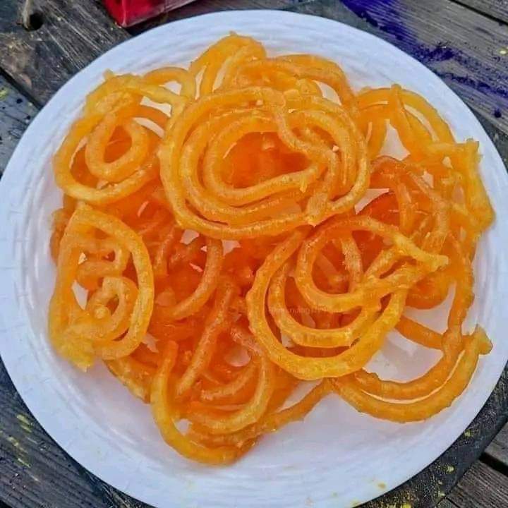 budhwardee's tweet photo. आइए  😃
उलझनो को थोड़ा करीब से देखते हैं 🤔😜😁 https://t.co/pgTiuMcMY0