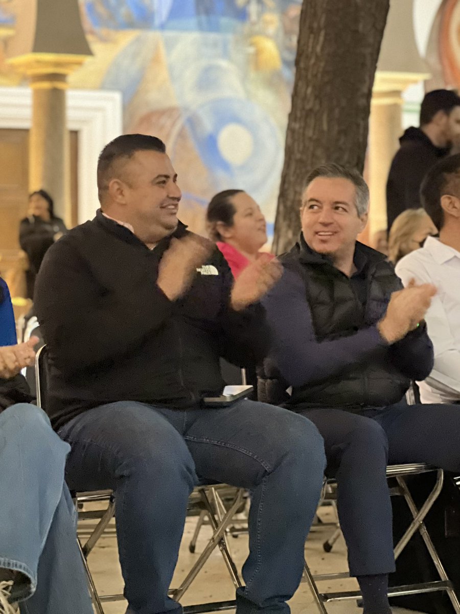jdavidmendozar's tweet photo. Gran concierto de la Orquesta Filarmónica Juvenil Fray Ivo Toneck, felicidades a todas y todos los que forman parte, son unos grandes artistas. https://t.co/ri9XI0GXuq