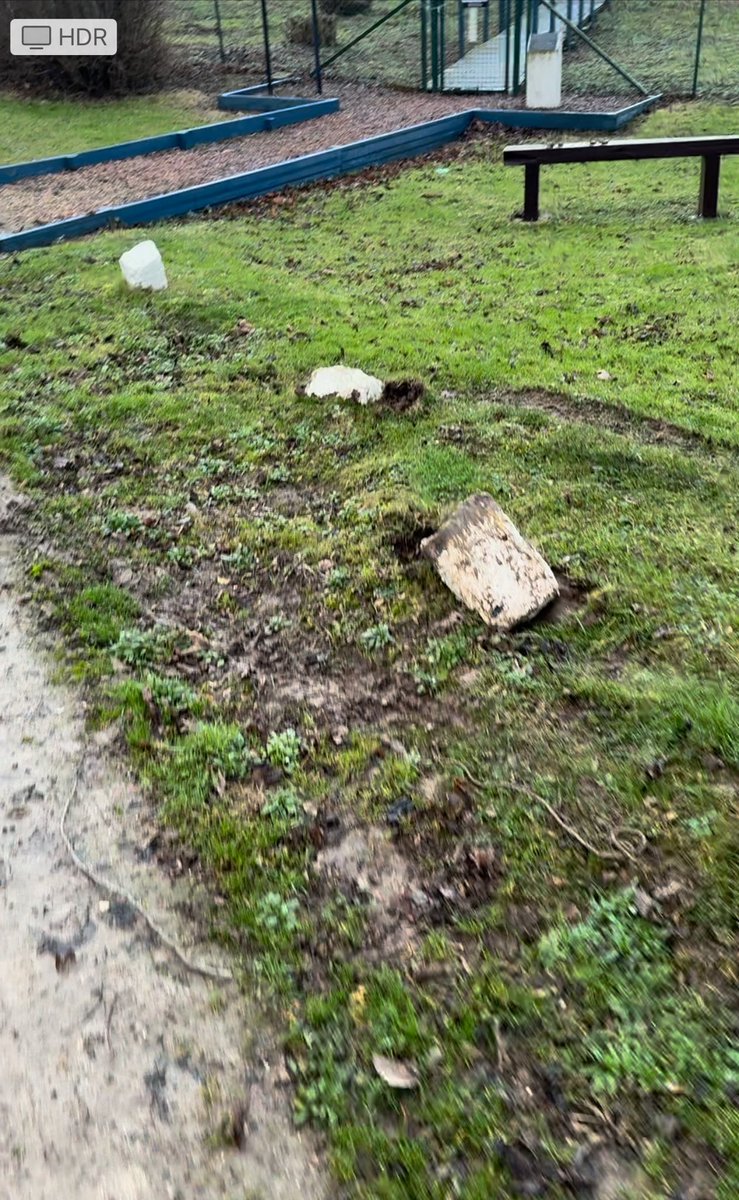 ButteDeWar's tweet photo. Some pretty awful vandalism at the Butte. This was clearly not an accident. https://t.co/WSNectktwX