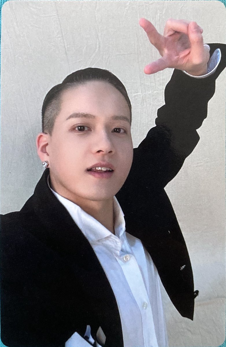 BornToEngSub's tweet photo. peniel black version: 
1. "Diets are something you do starting tomorrow!" (i.e. not today, he's saying it's okay to eat good stuff today, not telling you to diet)
2. "A food recommendation for today? I don't know... I have indecisive-itis" https://t.co/J8MnDkUOxe