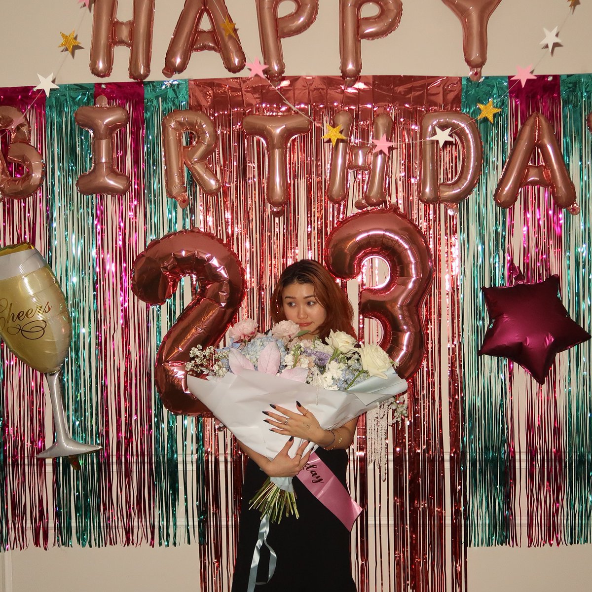 denisekimsays's tweet photo. Thank you for all the birthday wishes and lovely gifts 🥺 I love you Trulys 🖤 https://t.co/IK3lSuURzJ