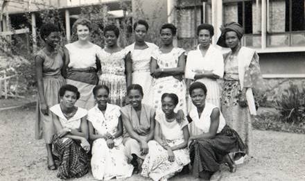 IjawMemoirs's tweet photo. Evidence of Ijaw Antiquity Based on Ethno-linguistics, Lexico-statistics & Glotto-chronology
Meet Prof. Kay Williamson, a British linguistics luminary who dedicated 5 decades to studying Nigerian languages, esp the Ijaw language
#IjawMemoirs #IjawXcommunity #Ijawlanguage #Ijaw https://t.co/EYgeavvYRV