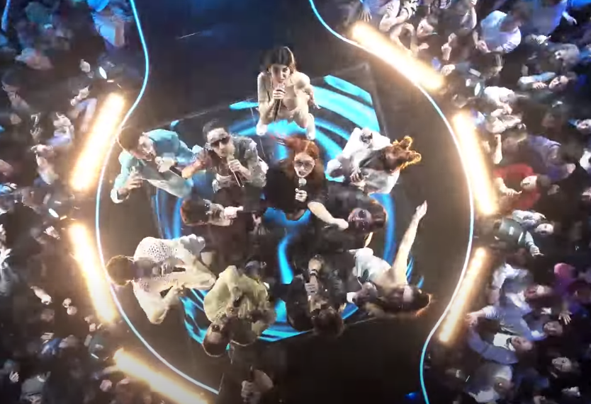 OT24h's tweet photo. 🎙️ TU PORRA de la Gala 7

Comenta :

👑 Quién será el favorito
👌 La mejor actuación
👎 La peor actuación
😢 ¿Se va Violeta o se va Chiara?
❔ Los 4 puestos en duda
❌ Los 2 nominados definitivos

#OTDirecto14E https://t.co/J2tAZjHlQl
