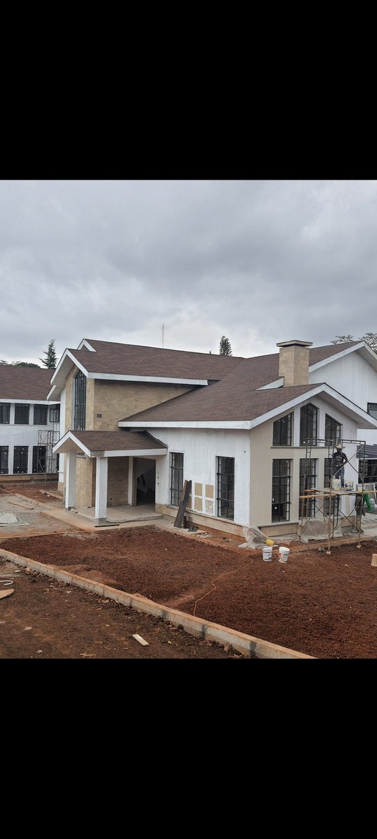MbambaKevin's tweet photo. @PrairieBuilders 5. Asphalt Bituminous Shingles 
• Very Light
• Aesthetic 
• Price range - Ksh 1850 -2000 per SQM
Reach out if interested. https://t.co/6iHOBnlYQv