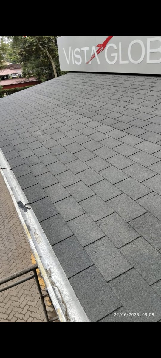 MbambaKevin's tweet photo. @PrairieBuilders 5. Asphalt Bituminous Shingles 
• Very Light
• Aesthetic 
• Price range - Ksh 1850 -2000 per SQM
Reach out if interested. https://t.co/6iHOBnlYQv