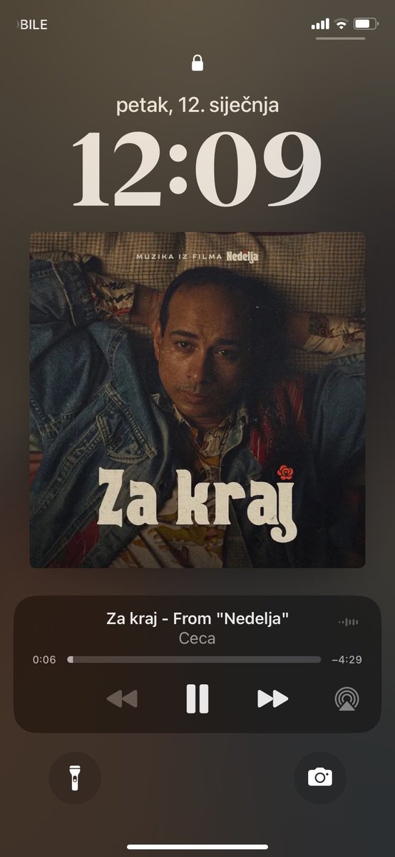 DenisaOsmancev2's tweet image. Pjesma je dostupna na Spotify!💪🏻 
U 🇧🇦 na yt drži #12 mjesto😎 
#ceca #cecaraznatovic #zakraj