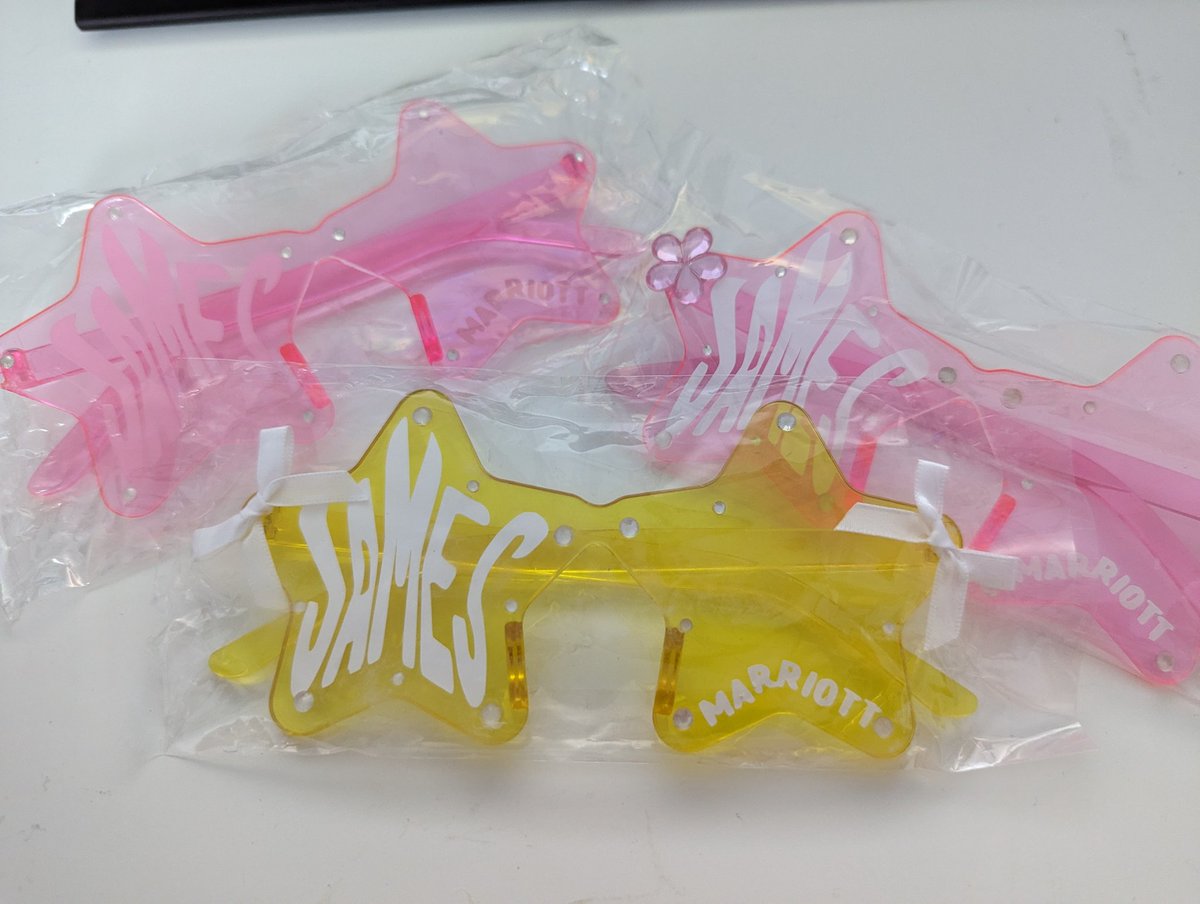 flowsquig's tweet photo. James Marriott AWTY tour glasses anyone ⭐ https://t.co/T3ELJgepEf