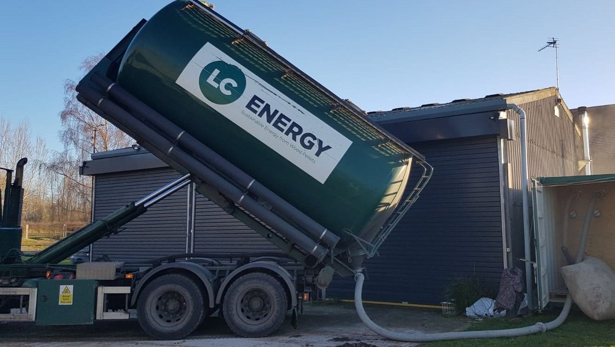 We are committed to delivering high-quality service to all our customers. We take time to evaluate site access &amp; storage facilities to ensure our customers receive the optimum bulk blown wood pellet delivery.

Find out more LCEnergy.co.uk/bulk-blown-woo…

#Biomass #Energy #Renewables