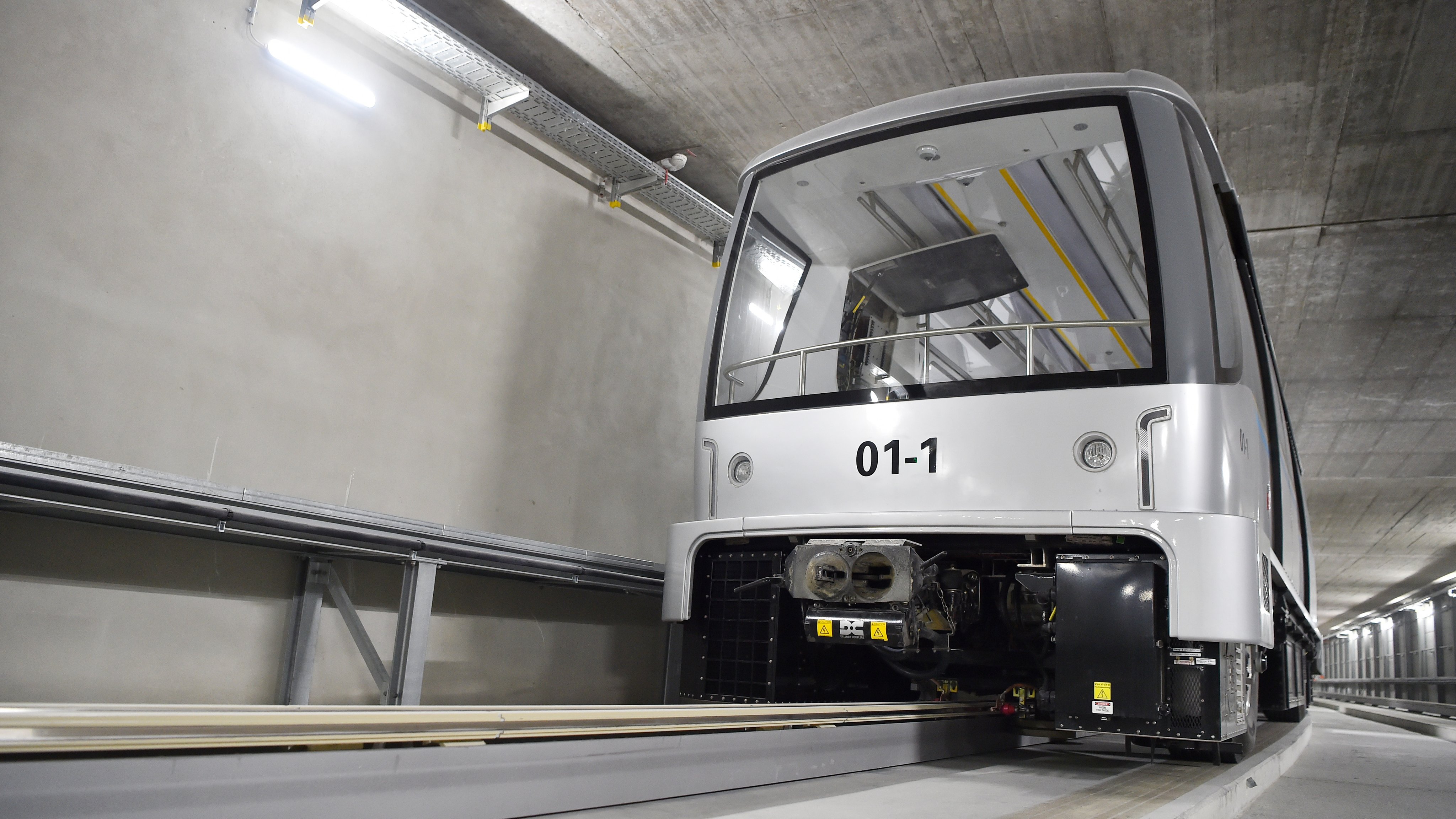 Munich Airport on X: &ldquo;Shuttle train in Terminal 2 (PTS) will be 