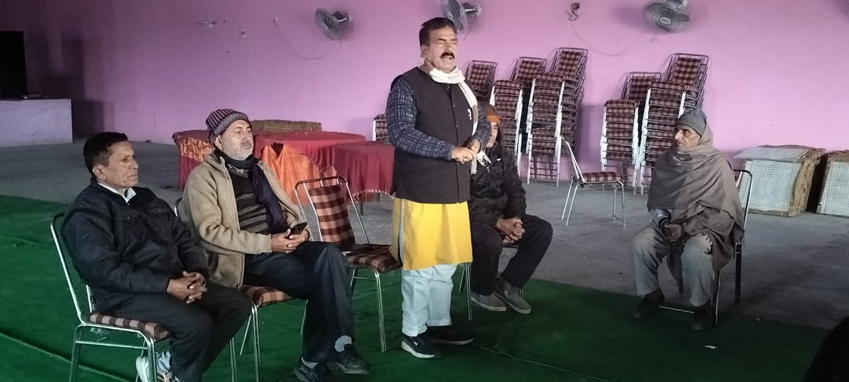 BJPSCMorcha4JK's tweet photo. #BoothJanSamwad कार्यकर्म के तहत आज जिला अध्यक्ष अनुसूचित जाति मोर्चा देव राज जी की अध्यक्षता में मरहीन मंडल के  बूथ नंबर 67 और 68 में कार्यकर्म किया गया । https://t.co/lXbNnGeDOT