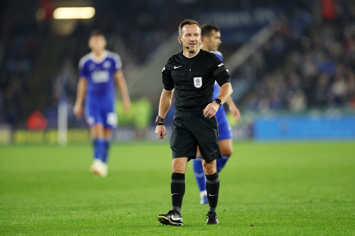 One of the longest-serving match officials in the professional game, Keith Stroud will officiate his 600th <a href="/EFL/">EFL</a> match this weekend.

Congratulations on your incredible service, Keith! 👏