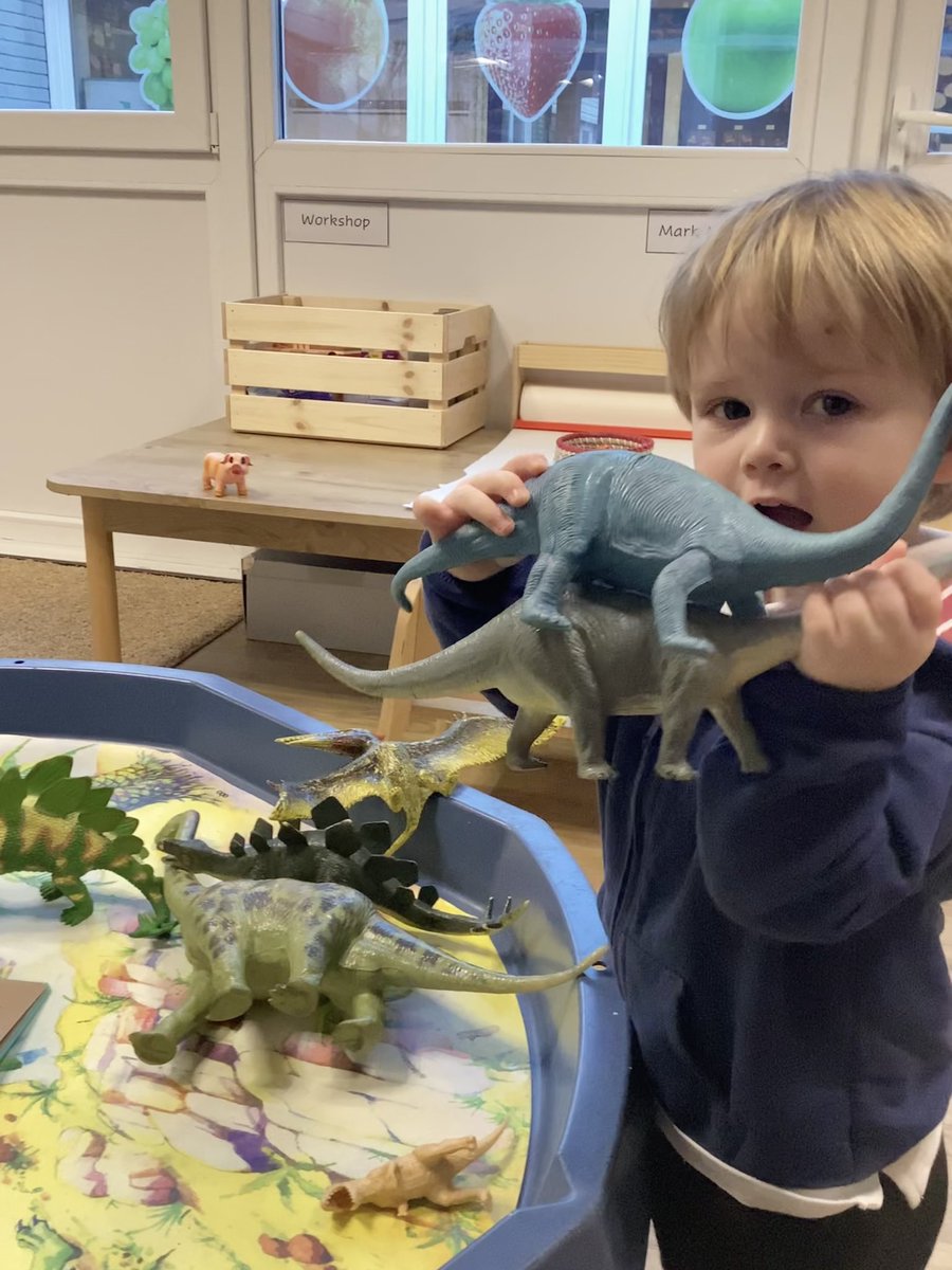 GarswoodNursery's tweet photo. It’s been a great first week in our 2 Year Old provision @GarswoodPrimary #EYFS #LearningThroughPlay #FormingFriendships #DevelopingLanguage #TurnTaking #Sharing #PretendPlay #Books #Stories
Tweet 1/2 https://t.co/1x0FOlwPXk
