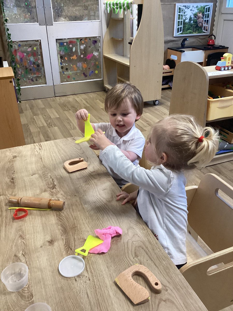 GarswoodNursery's tweet photo. It’s been a great first week in our 2 Year Old provision @GarswoodPrimary #EYFS #LearningThroughPlay #FormingFriendships #DevelopingLanguage #TurnTaking #Sharing #PretendPlay #Books #Stories
Tweet 2/2 https://t.co/7ZSzD4bp5P