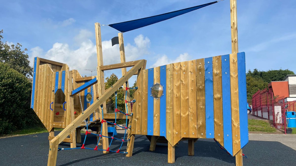 New year, new playground 😃

We offer a range of commercial playground equipment. Including Climbing frames, towers &amp; slides, and so much more!  Visit our website to shop our range today.

rhinoplay.co.uk/services/playg…