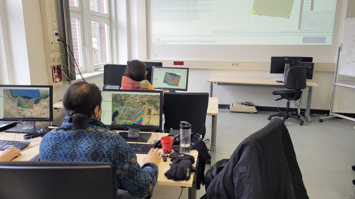 RS4GeoHZ tweet media