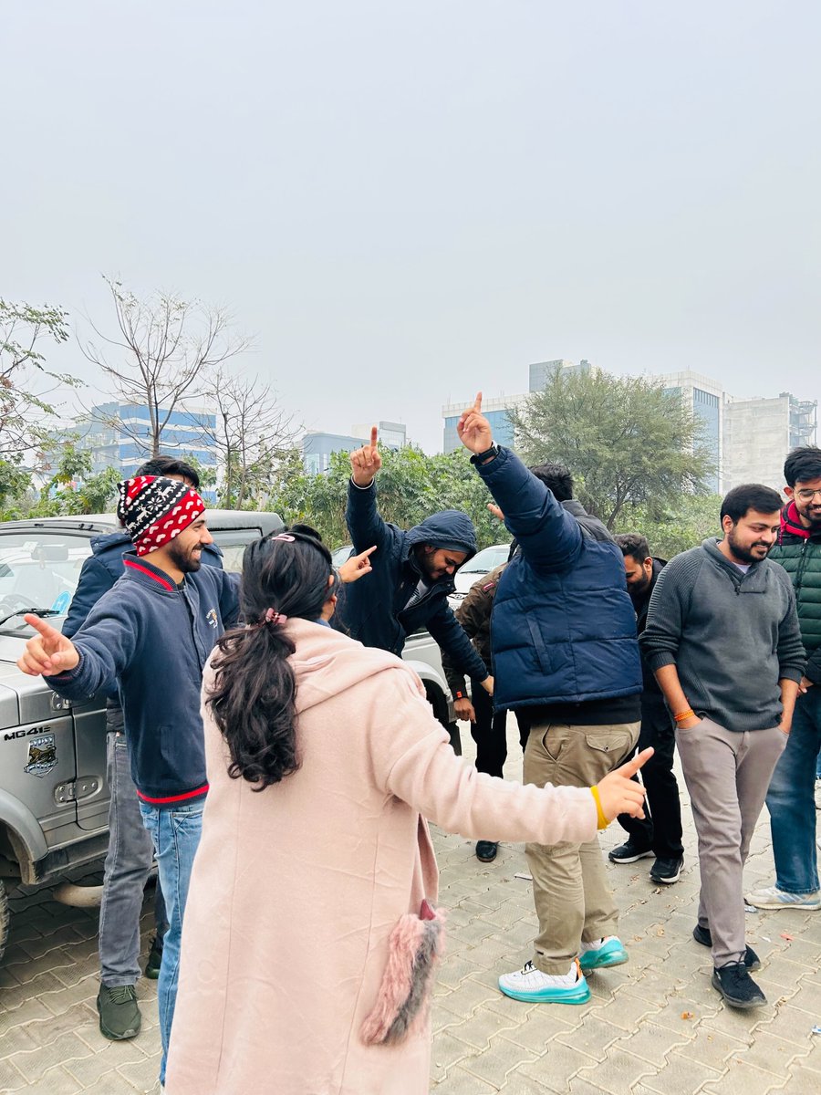 icode_labs's tweet image. 🔥Bonfire, beats and blissful moments with the office fam🔥💃🏼that’s how we do #lohri at the office🥜🔥💃🏼🎵

#officelohriscene #lohricelebration #officecelebration #workculturematters #celebrationvibes #festivalsofindia #festivalfun #icodelabs