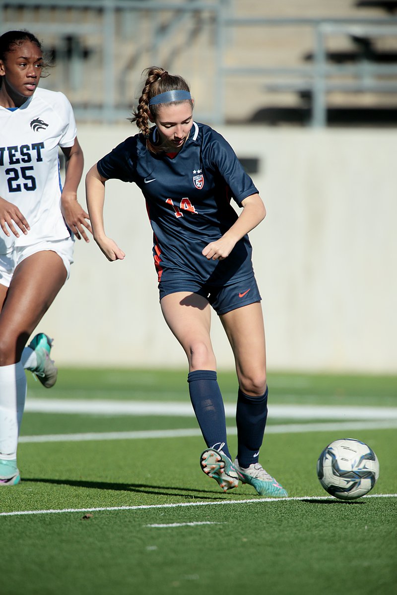 KlikShots's tweet photo. First time trying to get back to used to shooting soccer for the season
@nepshowcase @PWLWsoccer @wakelandgsoc @MHS_LT_Soccer @PHSWomensSoc
#nepshowcase #neps https://t.co/LYqXPVfJkw
