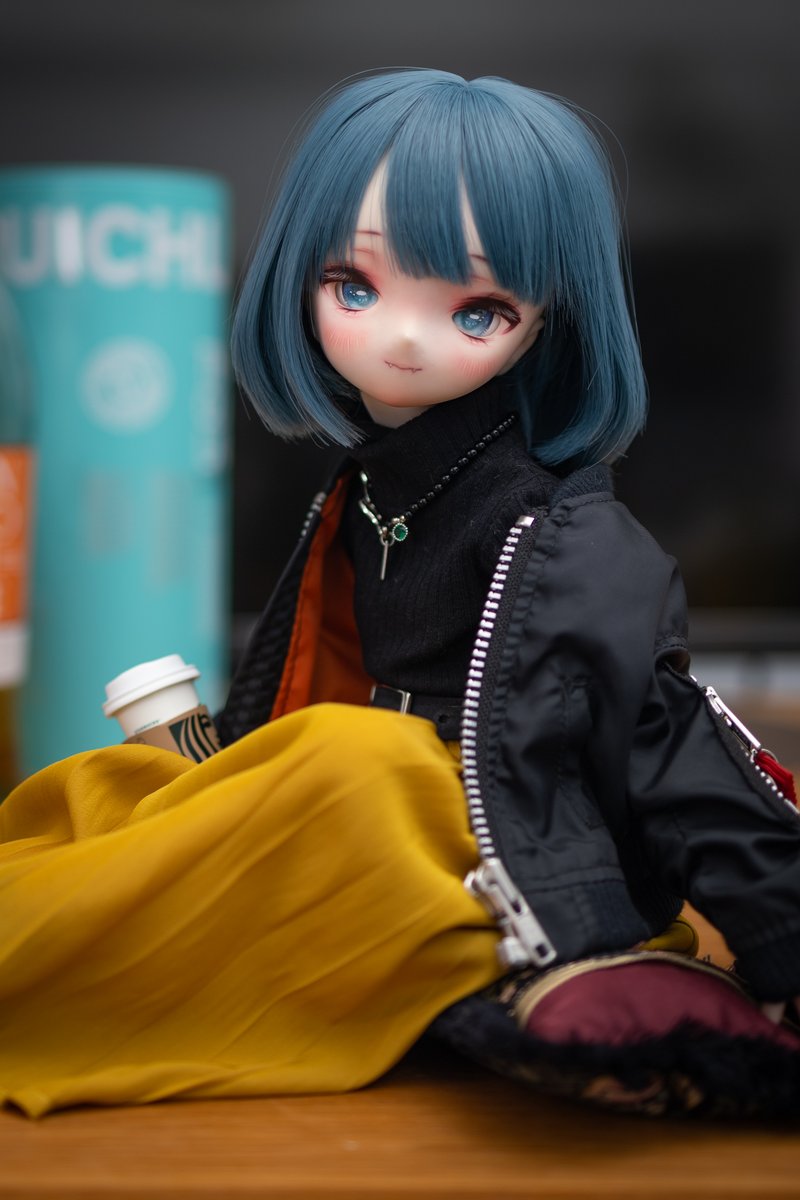 sone_doll's tweet photo. たまにはロングスカートもいい!!
チョーカータイプおかげで1/4サイズではいい感じのネックレスになってくれる~🥺💕
#MDDはいいぞ
🧥:#KAGIKAKKO_001
👖:#BOXDOLL6
💍:#MIDORI_shop https://t.co/8KtqXmxeA2