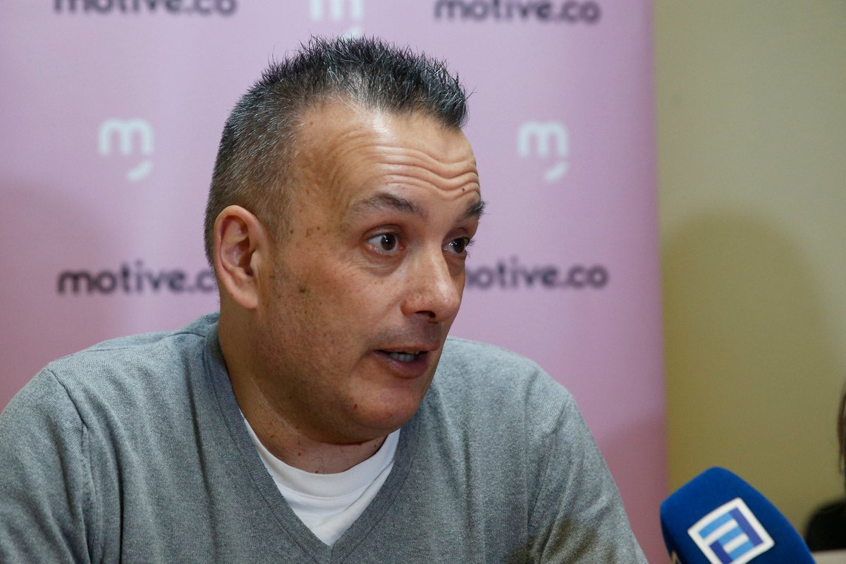 🆕 Presentación de Alfredo Rodríguez como entrenador del primer equipo.

#SomosCalzada