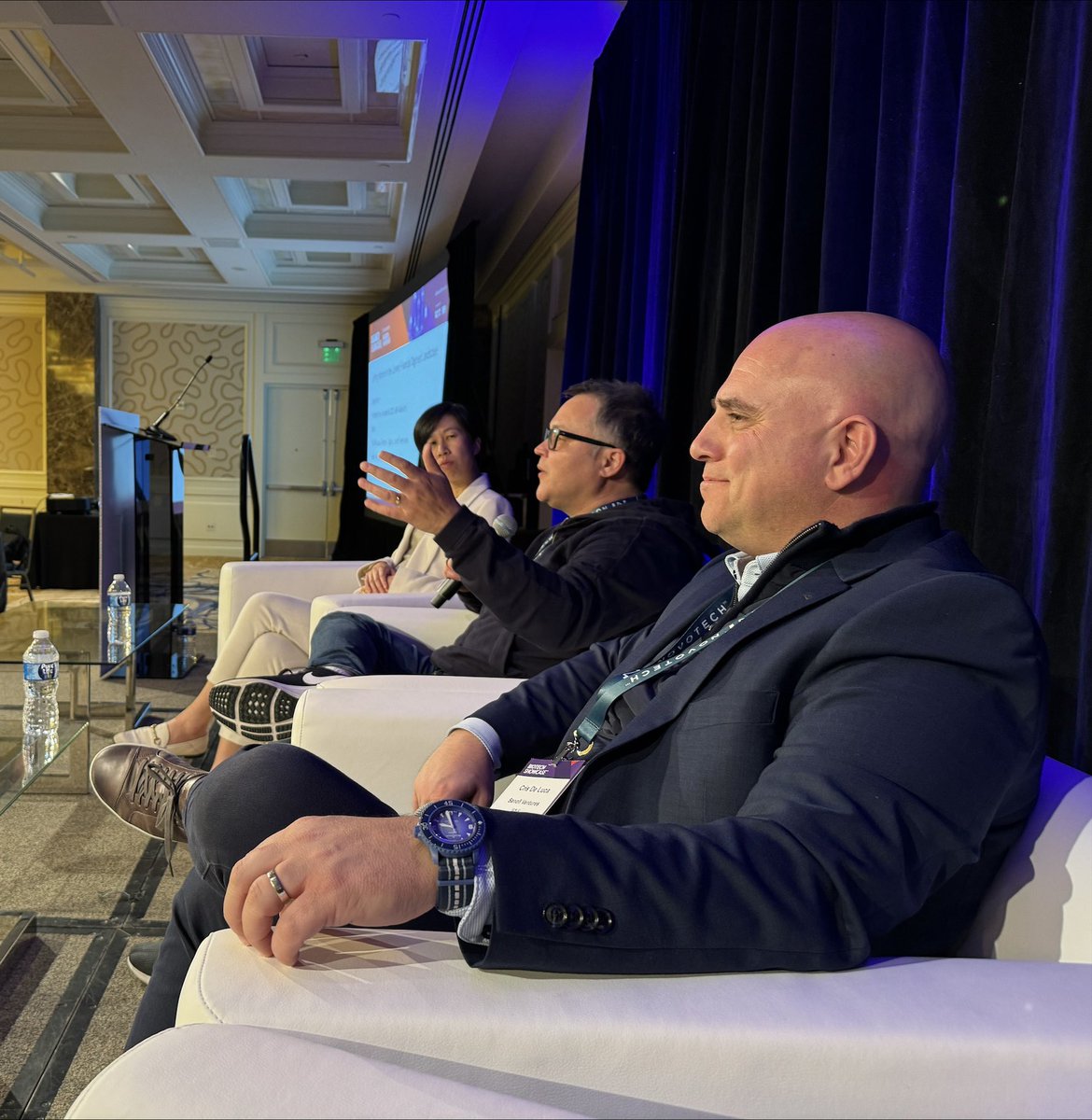 Only <a href="/tomoxl/">Thomas Oxley</a> would take a photo during the panel lol