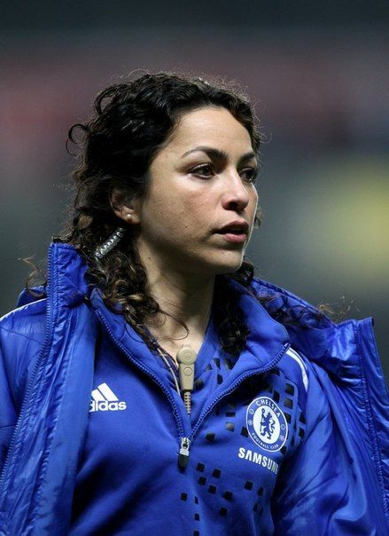 OneJoblessBoy's tweet photo. Dear @ChelseaFC,

Please bring back Dr. Eva Carneiro in any capacity. https://t.co/F3FxQKjBHv