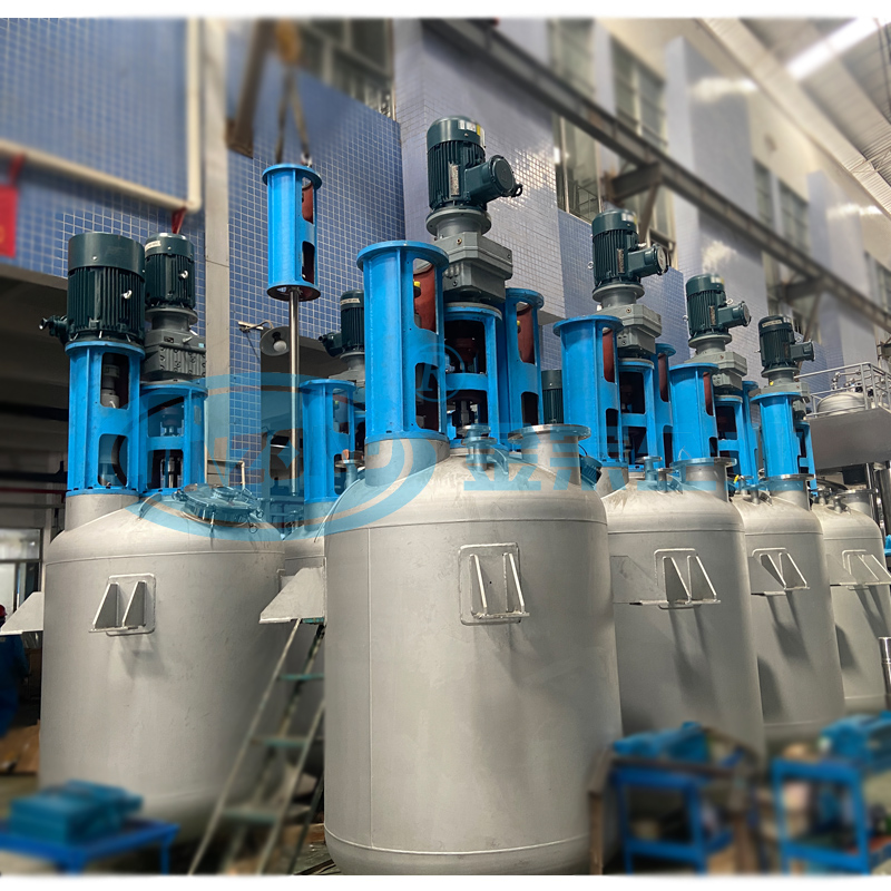 jinzongmachine's tweet image. Multi-functional Triple Shaft High Speed Dispersing Kettle provides you with excellent using experience. jinzongmachinery.com/flz-series-mul… #powdermixermachine #horizontalmillingmachine