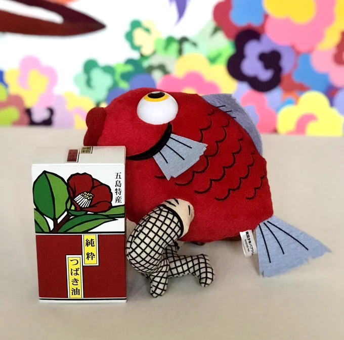 長崎に帰省する度に買っていた五島特産純粋つばき油が、東京ミッドタウンの中川政七商店街に通年置いてあると判明して大助かり。ワタシはお顔の導入美容液として使っているのだけれど、お安いのにハイブランドの物と同じぐらいの効果なのでありがたい。 柴田亜美 