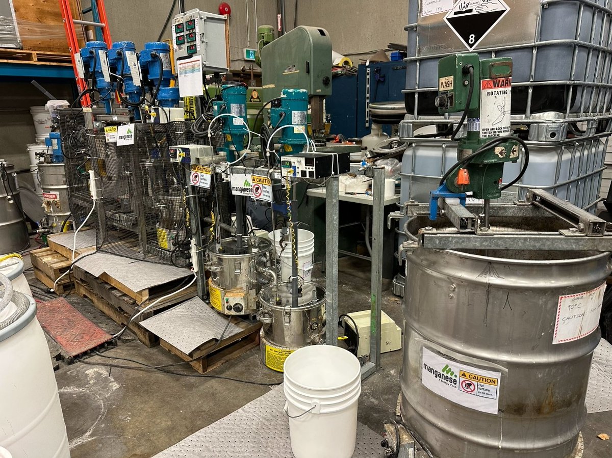 XManganese's tweet photo. We've produced further samples in our pilot project and are in close talks with various OEMs and EV companies to validate them. An initial validation is already underway with the US battery technology leader C4V.

#Manganese #PEA #mnx​ ​#mnso4​ #EV​  #HPMSM #pilotproject https://t.co/aXg7fOoRTJ