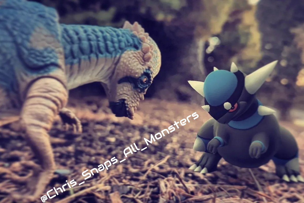 Chris_Snaps_All's tweet photo. "The Battle Of The Battering Rams!"
📸 Date: 01/11/2024
#AROfTheDay #ARPhotoADay #DinoToys #GOSnapshot #Hasbro #JurassicPark #Kenner #TheLostWorldJurassicPark #NianticAR #Pachy #Pachycephalosaurus #PoGO #Pokemon #PokemonGO #PokemonGOAR #PokemonGOBuddy #PokemonSnap #Rampardos https://t.co/c33CUrHqKk