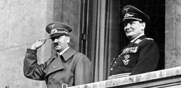 mariobianchi18's tweet photo. Il #12gennaio 1893 nasceva #HermannGoering. Fondatore della Gestapo, braccio destro di Hitler, si avvelenò prima dell'esecuzione a Norimberga. Era colpevole di  "aver pianificato, iniziato e intrapreso guerre d'aggressione" e di aver commesso crimini di guerra contro l'umanità. https://t.co/fASj4WtHVI