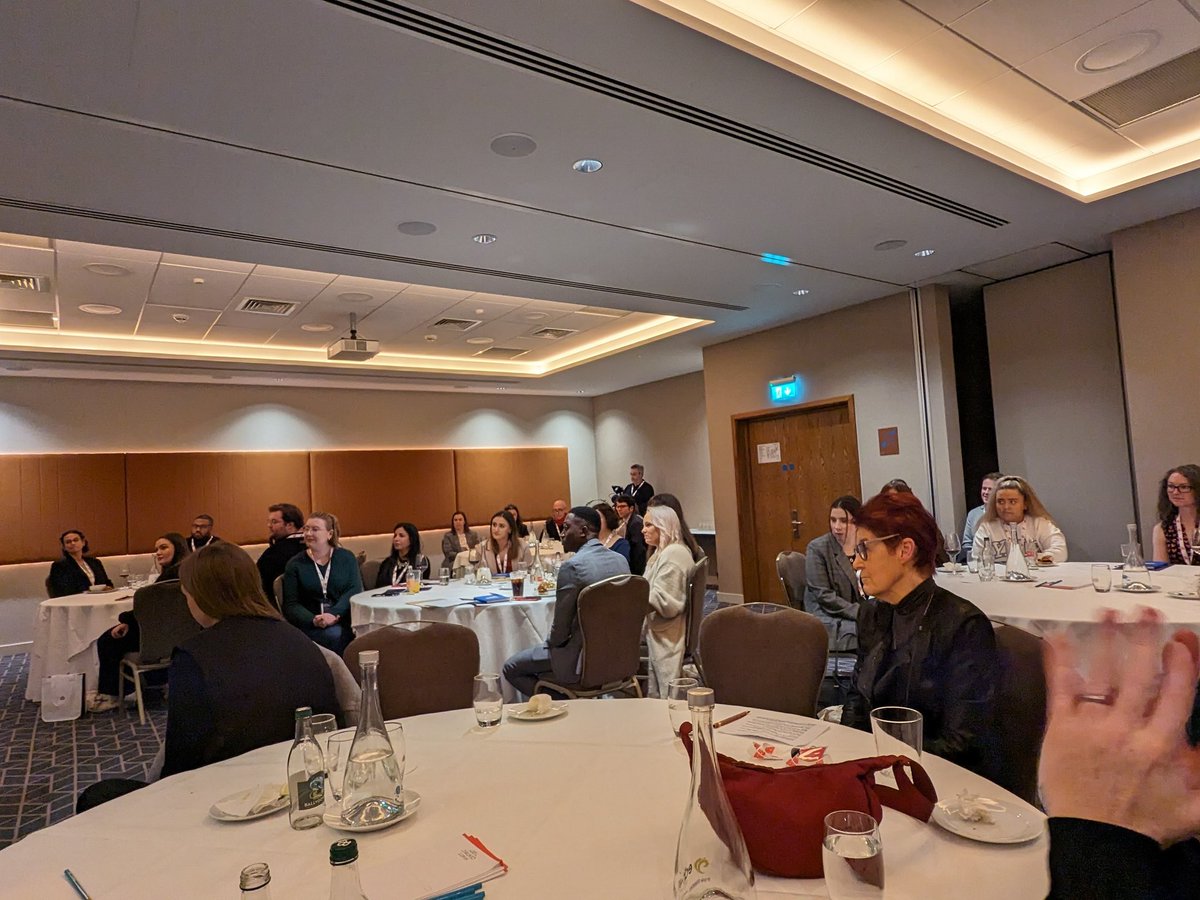 Last night saw the opening of the first #AliceAcademy for Activists where @helloalicepr MD <a href="/MartinaPQuinn/">Martina Quinn</a> &amp; campaigner <a href="/ailbhes/">Ailbhe Smyth</a> welcomed an inspiring group of activists ready to take their campaign to the next level #Activists #Ireland