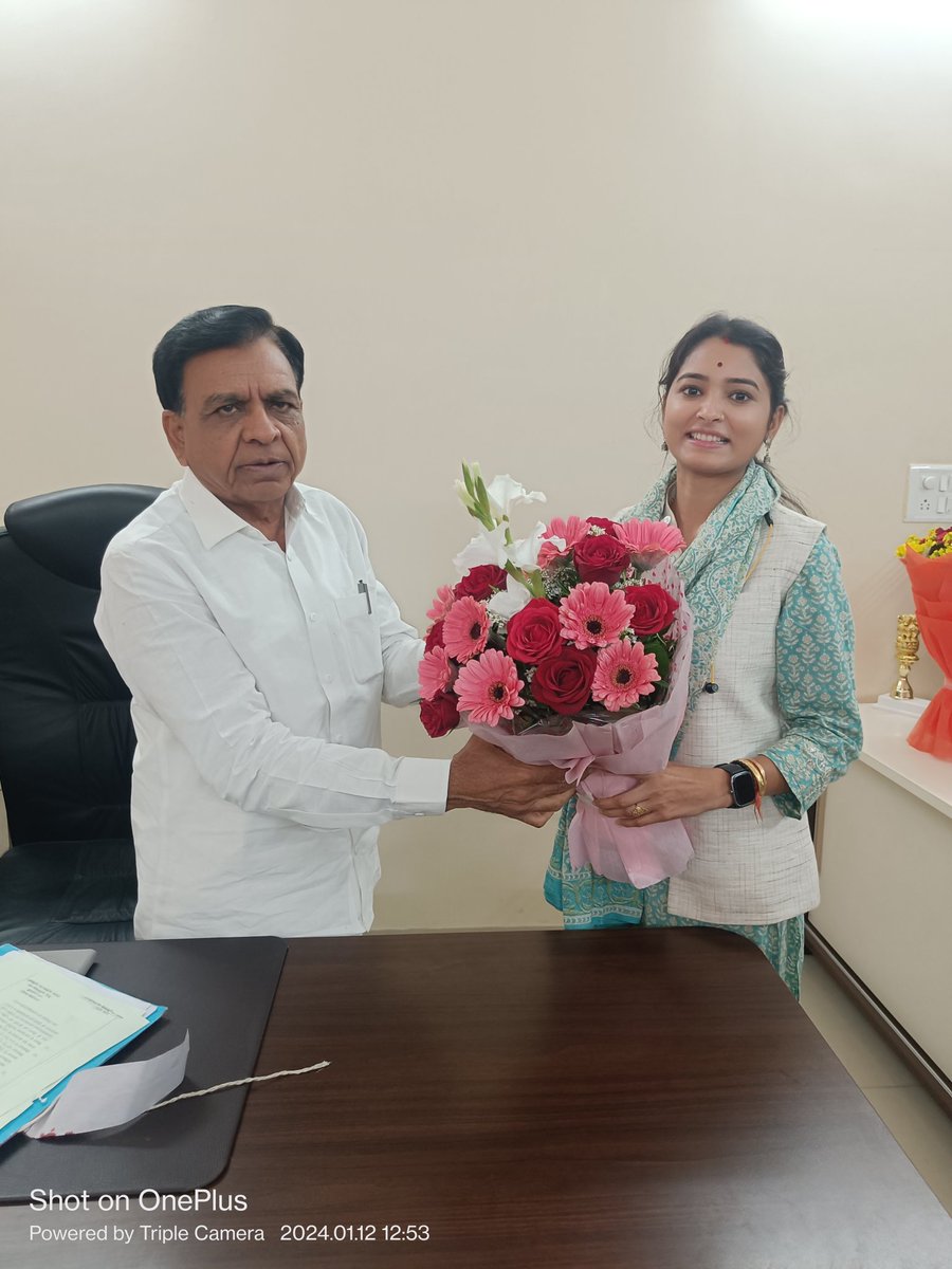 SumanSinghBJP's tweet photo. आज भोपाल प्रवास के दौरान माननीय उपमुख्यमंत्री श्री Jagdish Devda ji से आत्मीय भेट किया साथ ही जल्द ही सीधी आने के आमंत्रित किया  साथ ही माननीय डिप्टी सीएम साहब के द्वारा मुझे दिल्ली रिप्रजेंटेशन के लिए बधाई भी प्रेषित किए@DrMohanYadav51 
@CMMadhyaPradesh
 @vdsharmabjp  ji https://t.co/8CKYgYU66R
