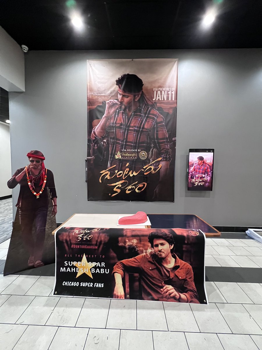 urstrulysunny9's tweet photo. Blockbuster celebrations at #Chicago
#BlockBusterGunturKaaram🔥🌶️
#chicagoSuperFans
@PrathyangiraUS @haarikahassine @urstrulyMahesh @MusicThaman @vamsi84 @urstrulyNST @urstrulysunny9 @urstrulymsdian @Maheshfans_USA @MaheshFanTrends @MBofficialTeam @MaheshBabu_FC @GunturKaaram https://t.co/pMsmFhHRe2