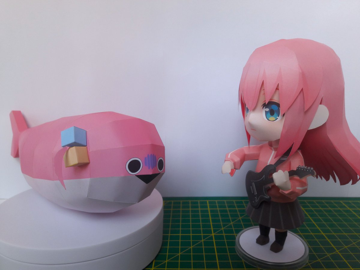 ✨Hitori Gotoh Chibi #papercraft 
-by yume的小店
¿Dónde adquirirla?
Original: Taobao yume的小店(China and others) Alternativo: ko-fi.com/s/ff14b2e540

#ぼっち・ざ・ろっく #後藤ひとり #ペーパークラフト 
#BocchiTheRock #papercraft