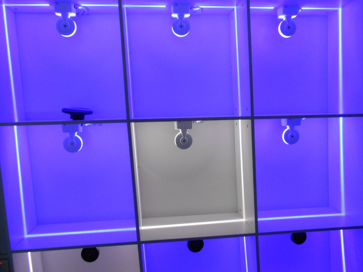 auge_led's tweet photo. #AUGELighting #WindowLamp #WallWasherLamp #RGBW #DMX512 #IP65 #OutdoorLighting #TrickLight #RGB #LED #Lighting #LightingDesign #Design #ElectricalPlanning #LandscapeLighting https://t.co/s0ZpbeQfMT