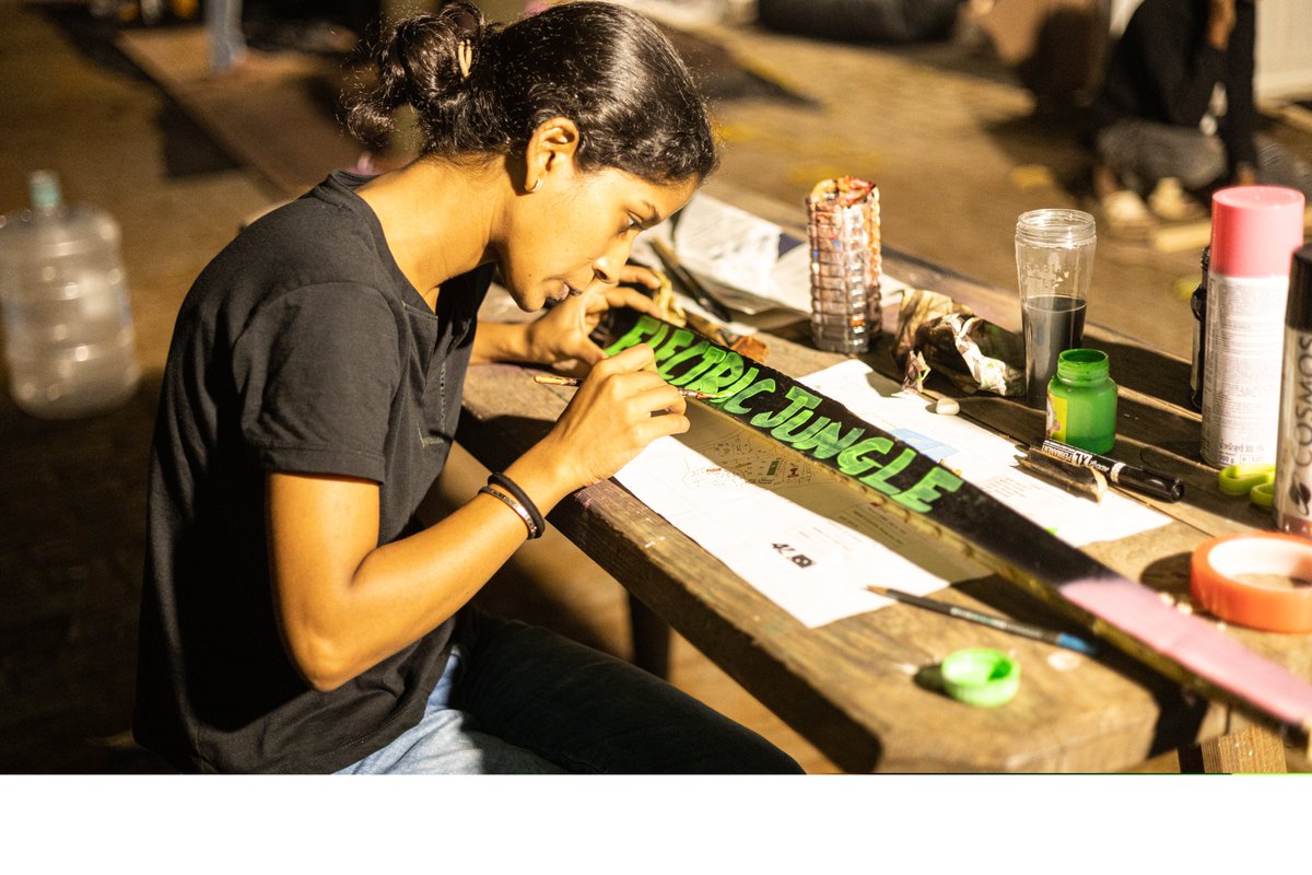 Control ALT Delete tweet media