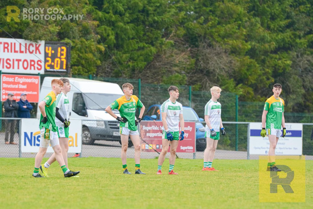 AnythingLFC_'s tweet image. Multi talented Conor Bradley playing Gaelic football in an U16 league final in County Tyrone 4 years ago ⚽