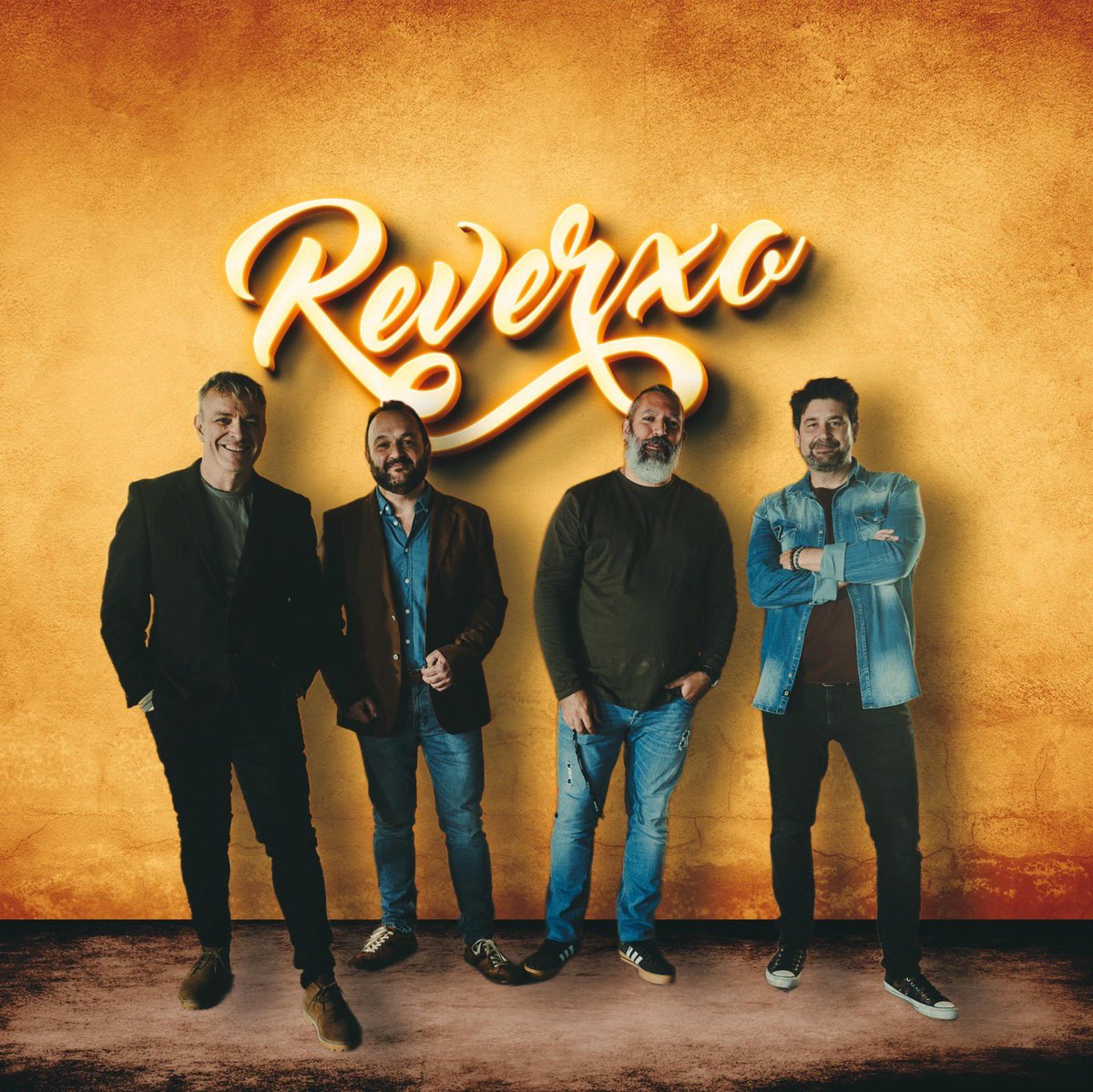 🚨#Atención Nuevo #Podcast de #TiemposModernos

@reverxo_banda 
<a href="/Egualamusica/">EGUALA</a> 
<a href="/lakarmento/">Karmento</a> 
<a href="/supermeganada/">SPRMGND</a> 
#Ripoll 
<a href="/MundoPrestigio/">MundoPrestigio</a> 
<a href="/ErnieRecords/">Ernie 🧡</a> 
<a href="/sonoramaribera/">Sonorama Ribera</a> 
<a href="/Festial_/">festial_lamancha</a> 
<a href="/ivanferreiro/">iván ferreiro</a> 

🎙️ open.spotify.com/episode/0HnWPJ…

🎙️ go.ivoox.com/rf/122477435