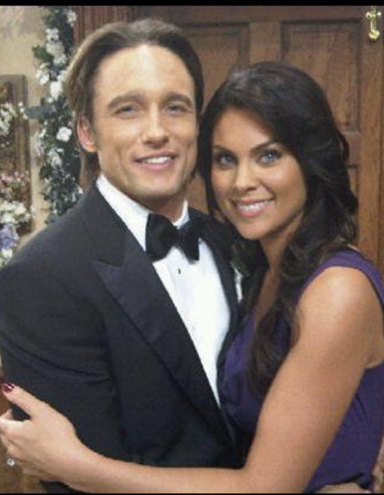 Can someone at #Days do their due diligence and go find these two beautiful ppl. If written properly, these two will be the saviour of #Dool #Phloe

#BringBackPhloe
#BringBackJay
#BringBackNadia 

They’re just effortless together