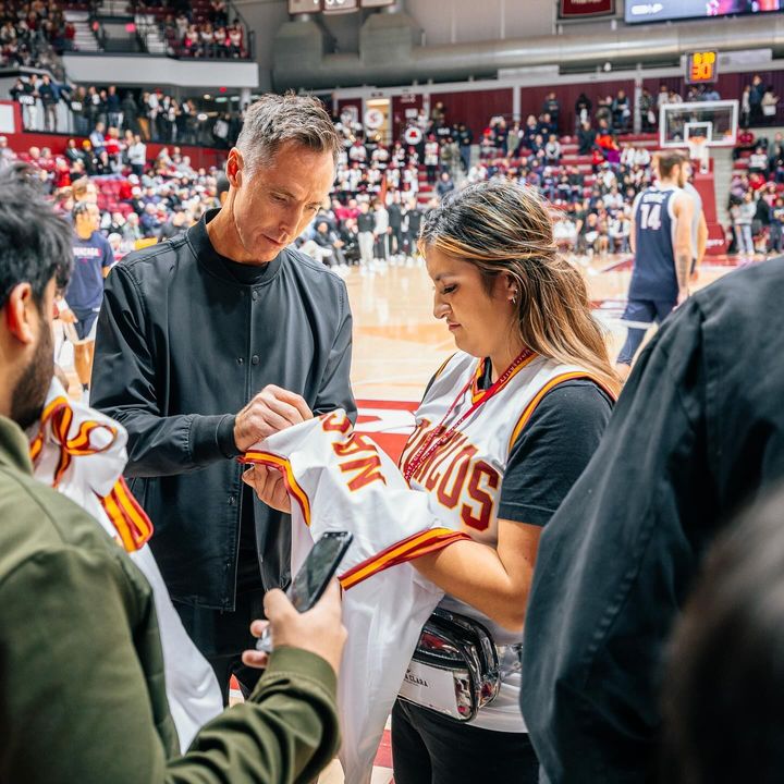 Santa Clara University tweet media